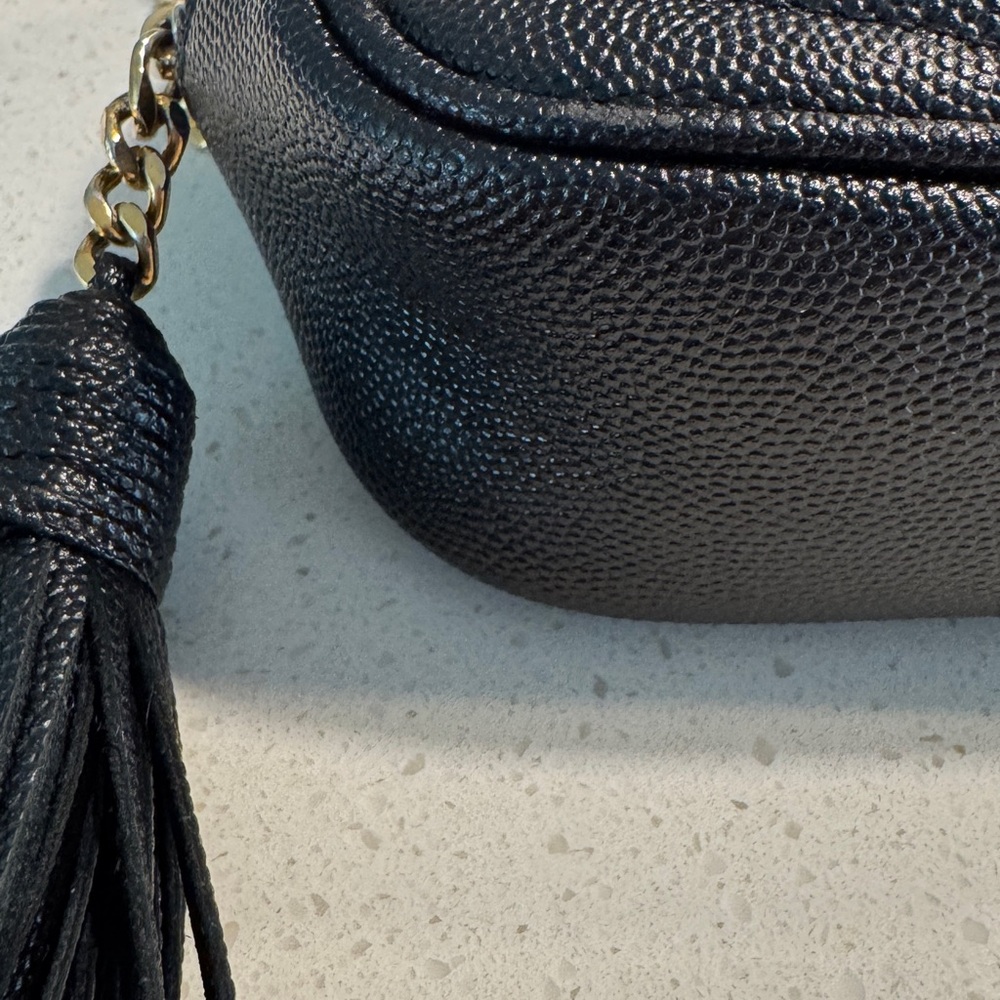 Black Saint Laurent mini lou camera bag - crossbody with gold chain - Picture 3 of 7